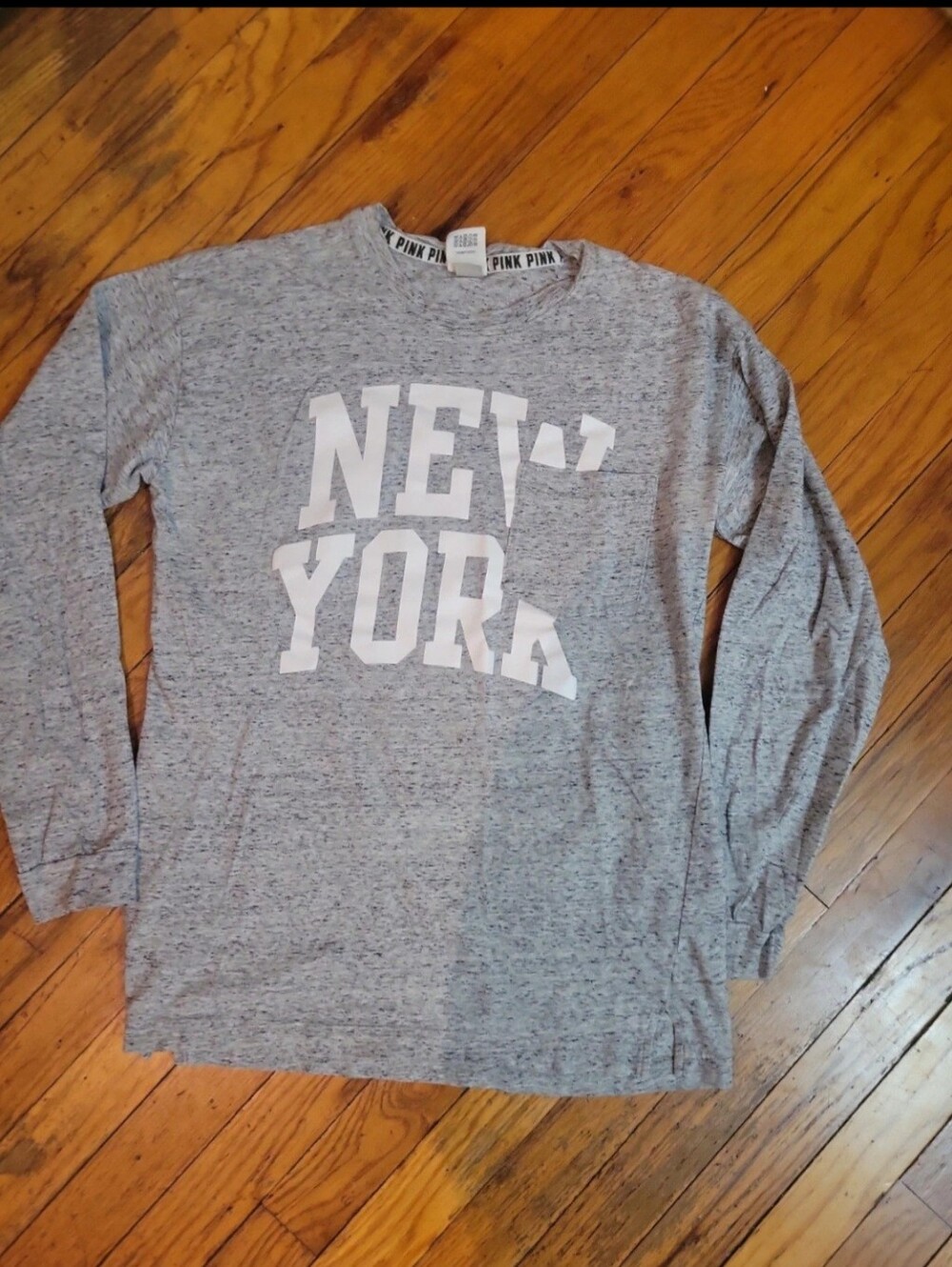 PINK Victoria's Secret Gray 'New York' Crewneck Lomg Sleeve Tee